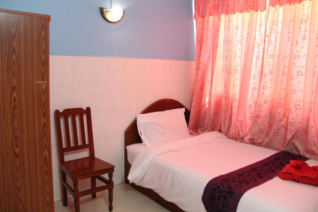 Capitol 3 Guesthouse Phnom Penh Bagian luar foto