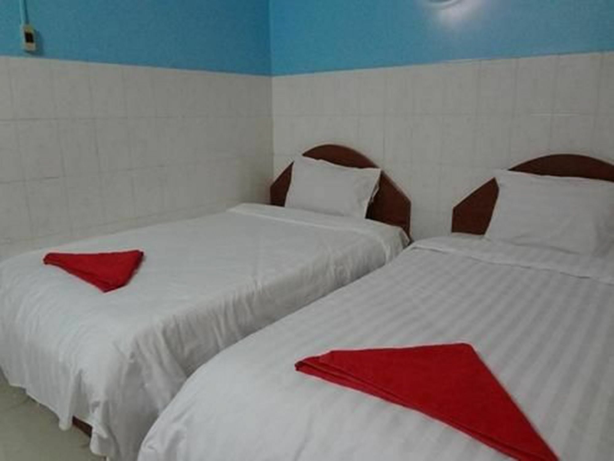 Capitol 3 Guesthouse Phnom Penh Bagian luar foto
