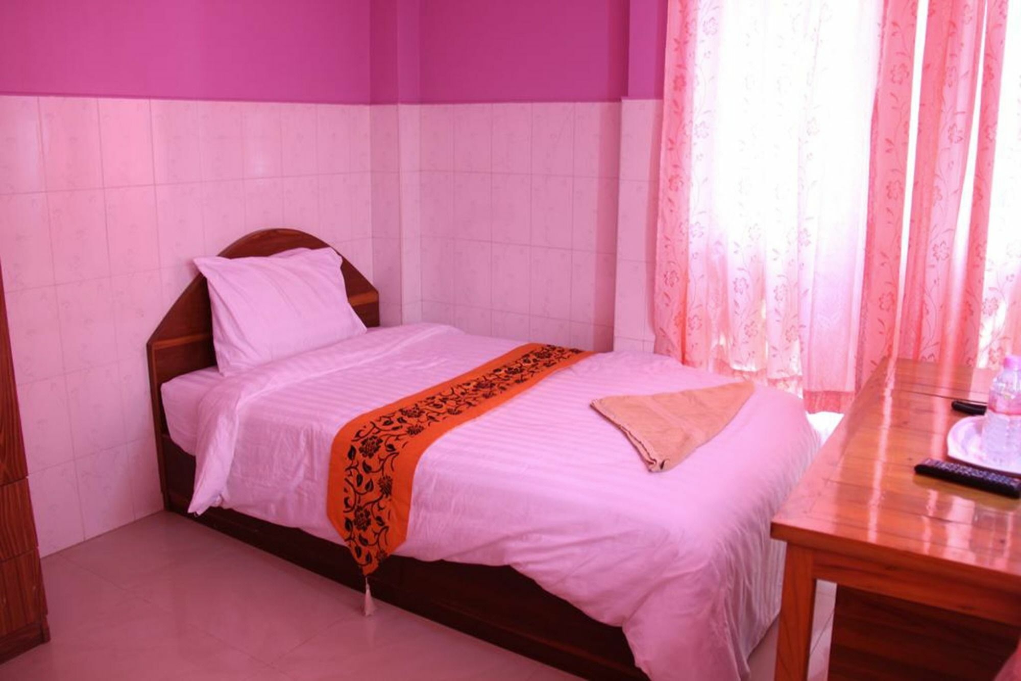 Capitol 3 Guesthouse Phnom Penh Bagian luar foto